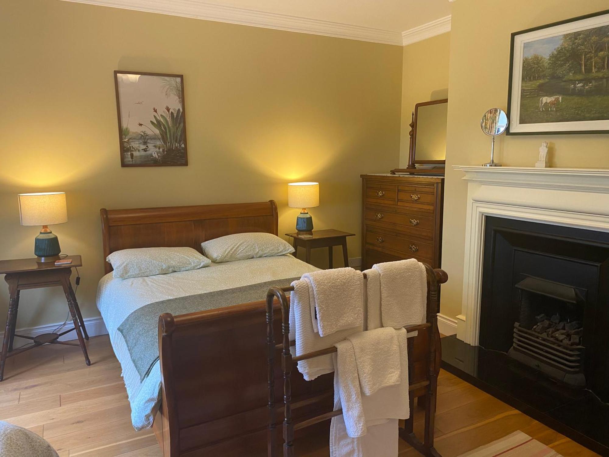 Croagh Patrick Lodge Apartment Westport Ngoại thất bức ảnh
